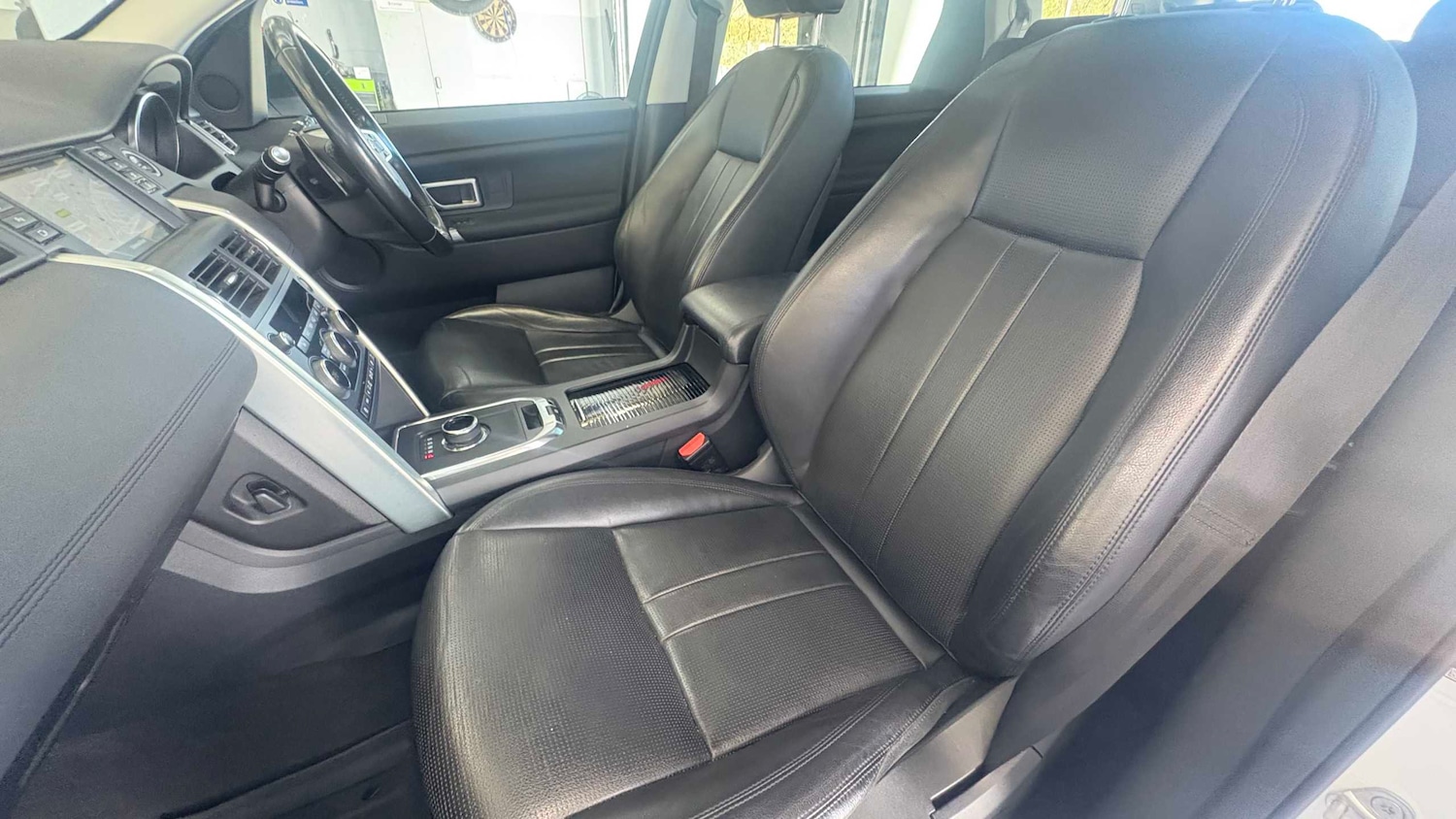 Used Land Rover Discovery Sport 2018 for sale - 78089729: Photo 11