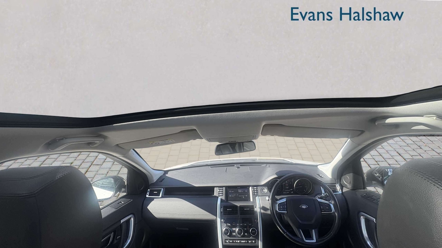 Used Land Rover Discovery Sport 2018 for sale - 78089729: Photo 3