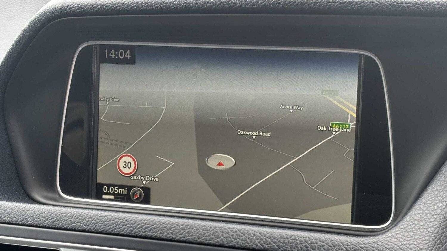 Used Mercedes-Benz E Class for sale - 77862010: Photo 16