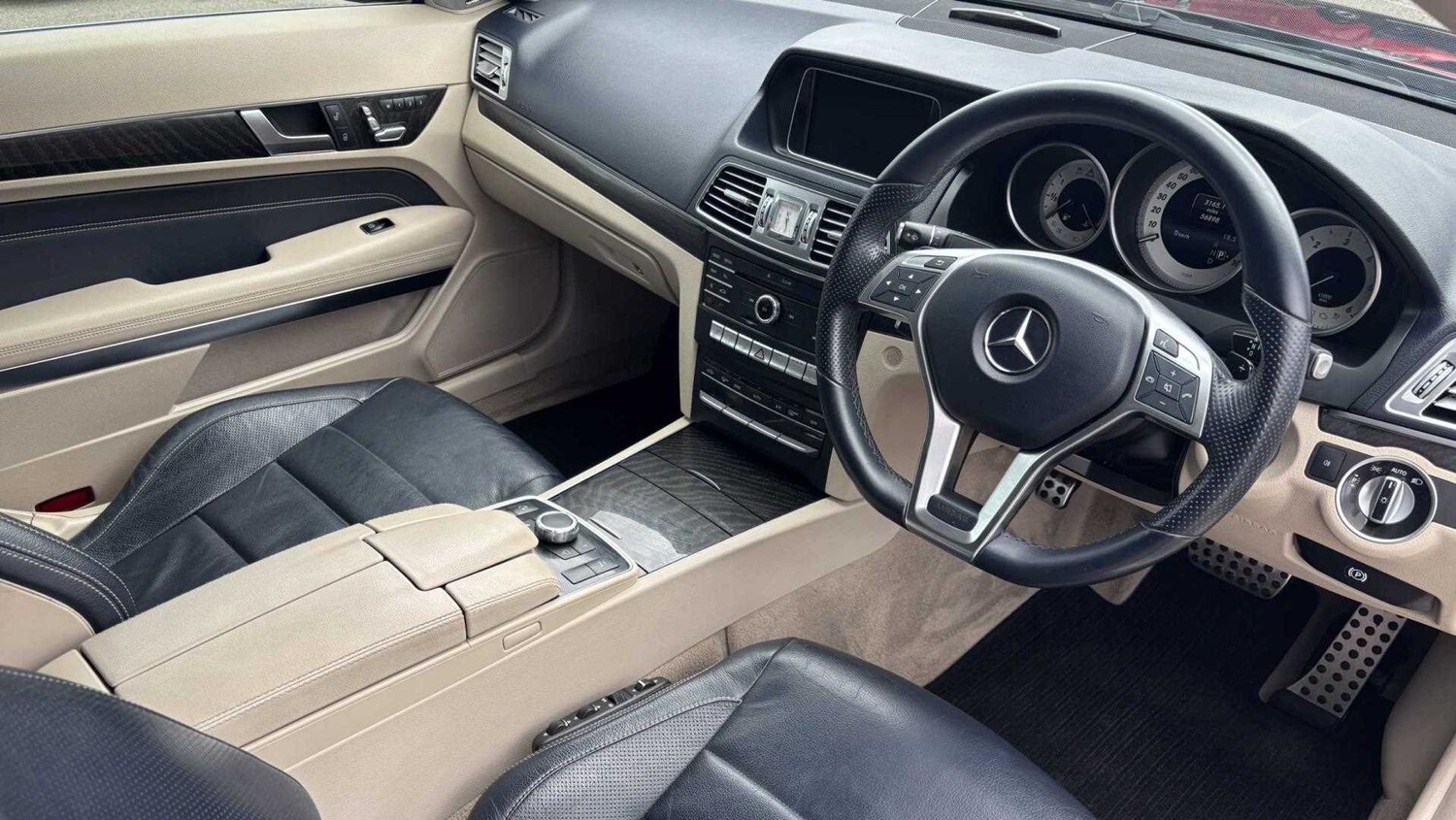 Used Mercedes-Benz E Class for sale - 77862010: Photo 19