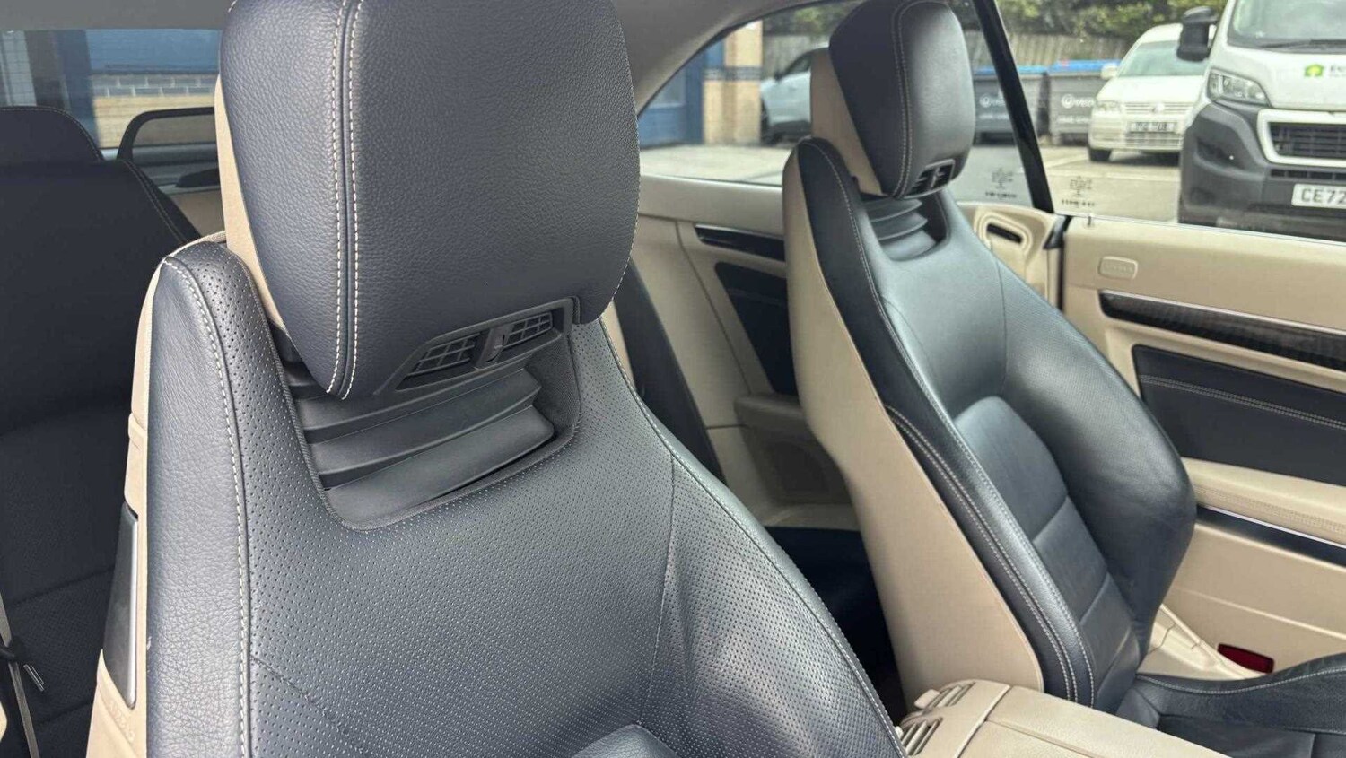 Used Mercedes-Benz E Class for sale - 77862010: Photo 28