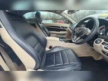 Used Mercedes-Benz E Class 2016 for sale - 77862010: Photo