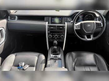 Used Land Rover Discovery Sport 2015 for sale - 79689580: Photo