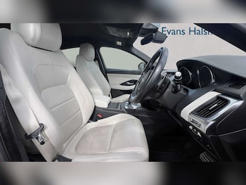 Used Jaguar E-Pace 2019 for sale - 78519621: Photo