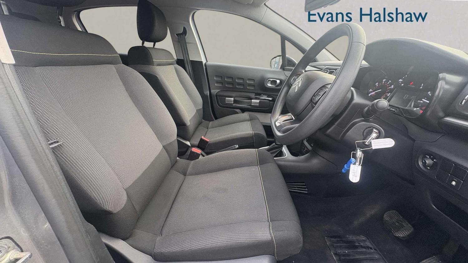 Used Citroen C3 2023 for sale - 77858717: Photo 3