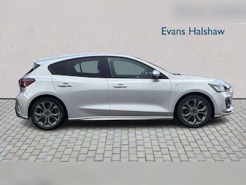 Used Ford Focus 2023 for sale - 78564446: Photo