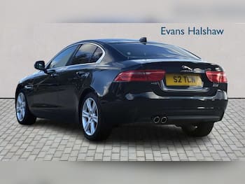 Used Jaguar XE 2017 for sale - 79784489: Photo