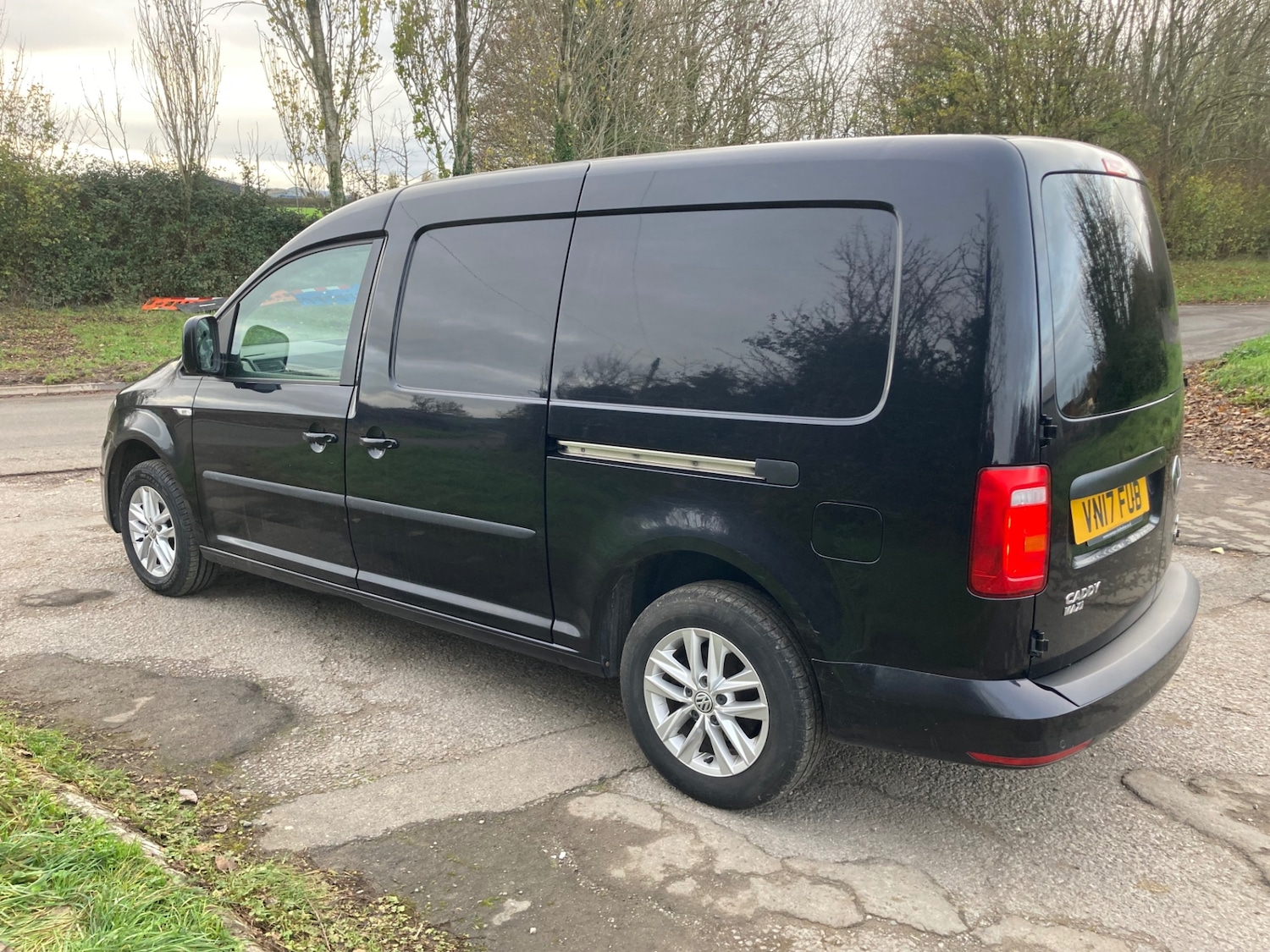 Used Volkswagen Caddy Maxi 2017 for sale - 76734319: Photo 8
