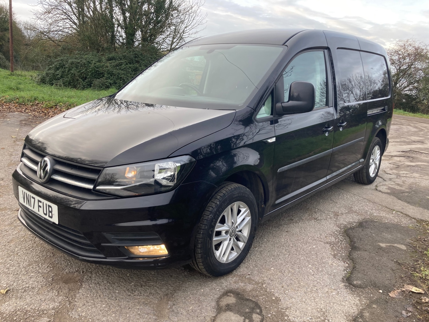 Used Volkswagen Caddy Maxi 2017 for sale - 76734319: Photo 9