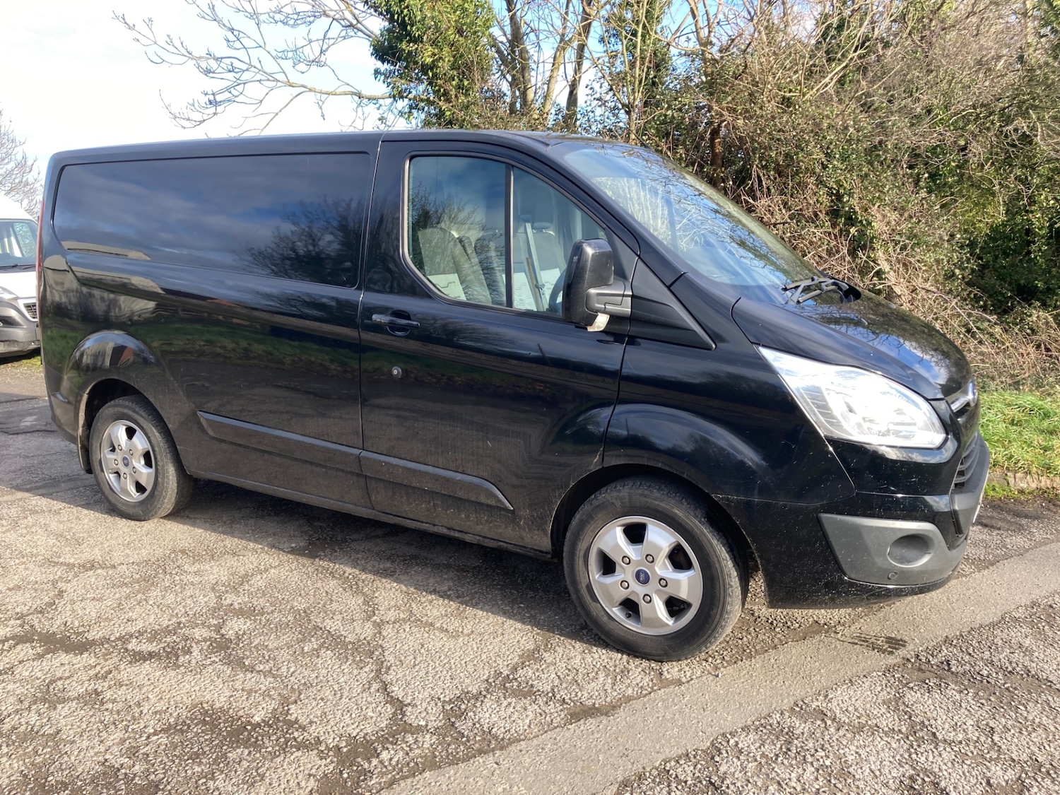 Used Ford Transit Custom 2016 for sale - 77270784: Photo 2