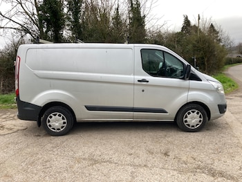 Used Ford Transit Custom 2017 for sale - 77937610: Photo