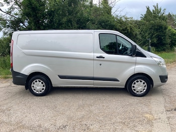 Used Ford Transit Custom 2017 for sale - 78743408: Photo