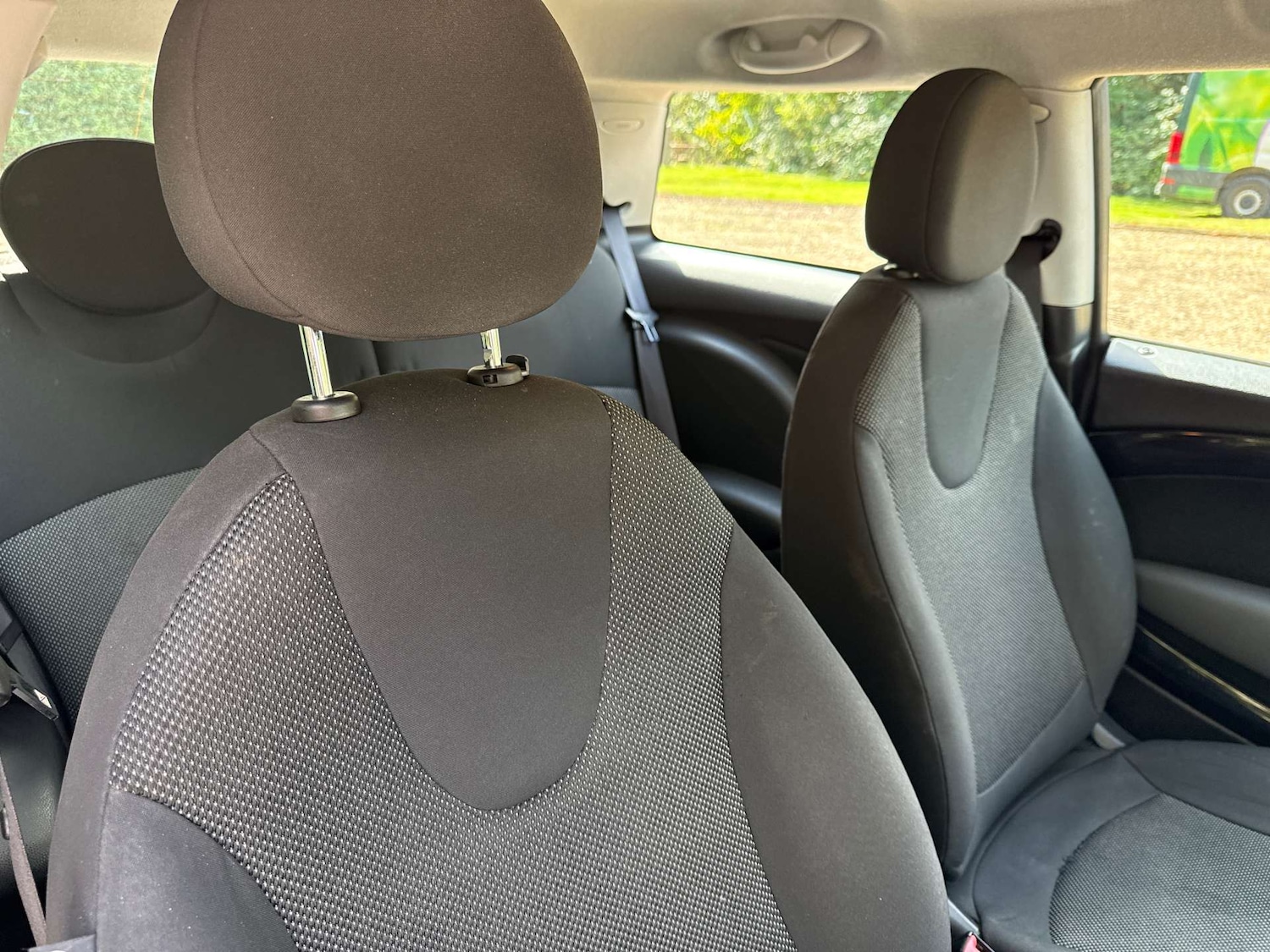 Used MINI Hatch 2009 for sale - 76601157: Photo 5