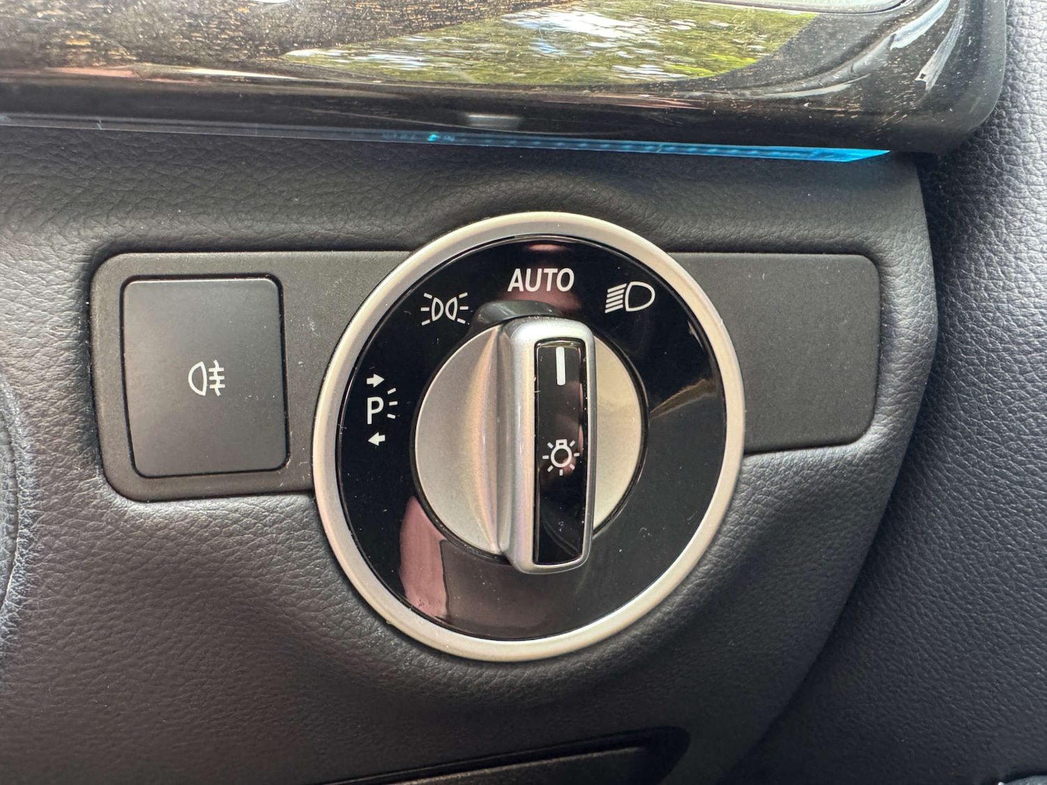 Used Mercedes-Benz CLS 2012 for sale - 76280340: Photo 21