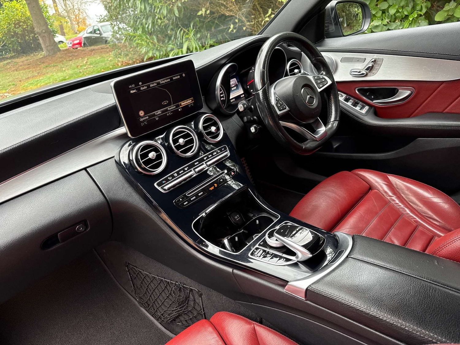 Used Mercedes-Benz C Class 2016 for sale - 76495840: Photo 12