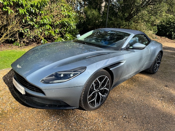 Used Aston Martin DB11 2018 for sale - 75566660: Photo 10