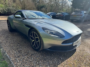 Used Aston Martin DB11 2018 for sale - 75566660: Photo