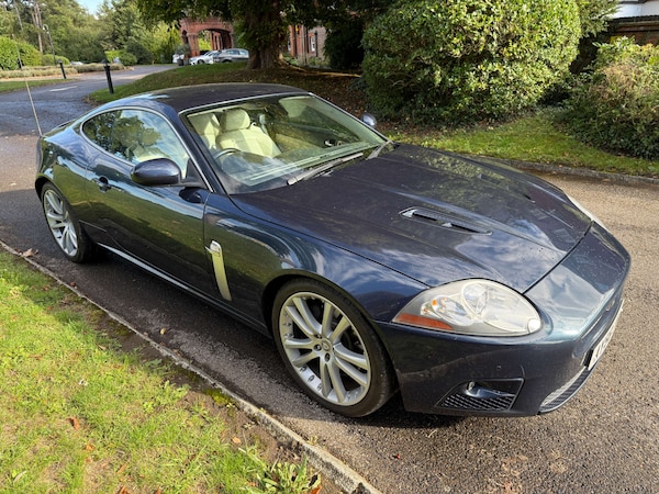 Used Jaguar XKR 2007 for sale - 76285153: Photo 6