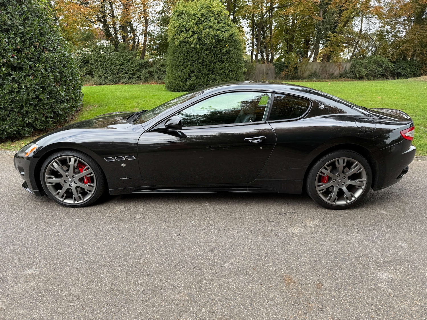 Used Maserati Granturismo 2012 for sale - 75783335: Photo 6