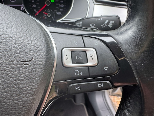 Used Volkswagen Passat 2015 for sale - 76277996: Photo 29