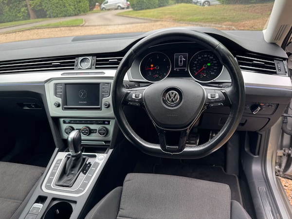 Used Volkswagen Passat 2015 for sale - 76277996: Photo 8