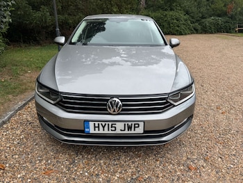 Used Volkswagen Passat 2015 for sale - 75647833: Photo
