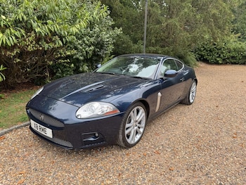 2011 - V8 S 2dr Automatic