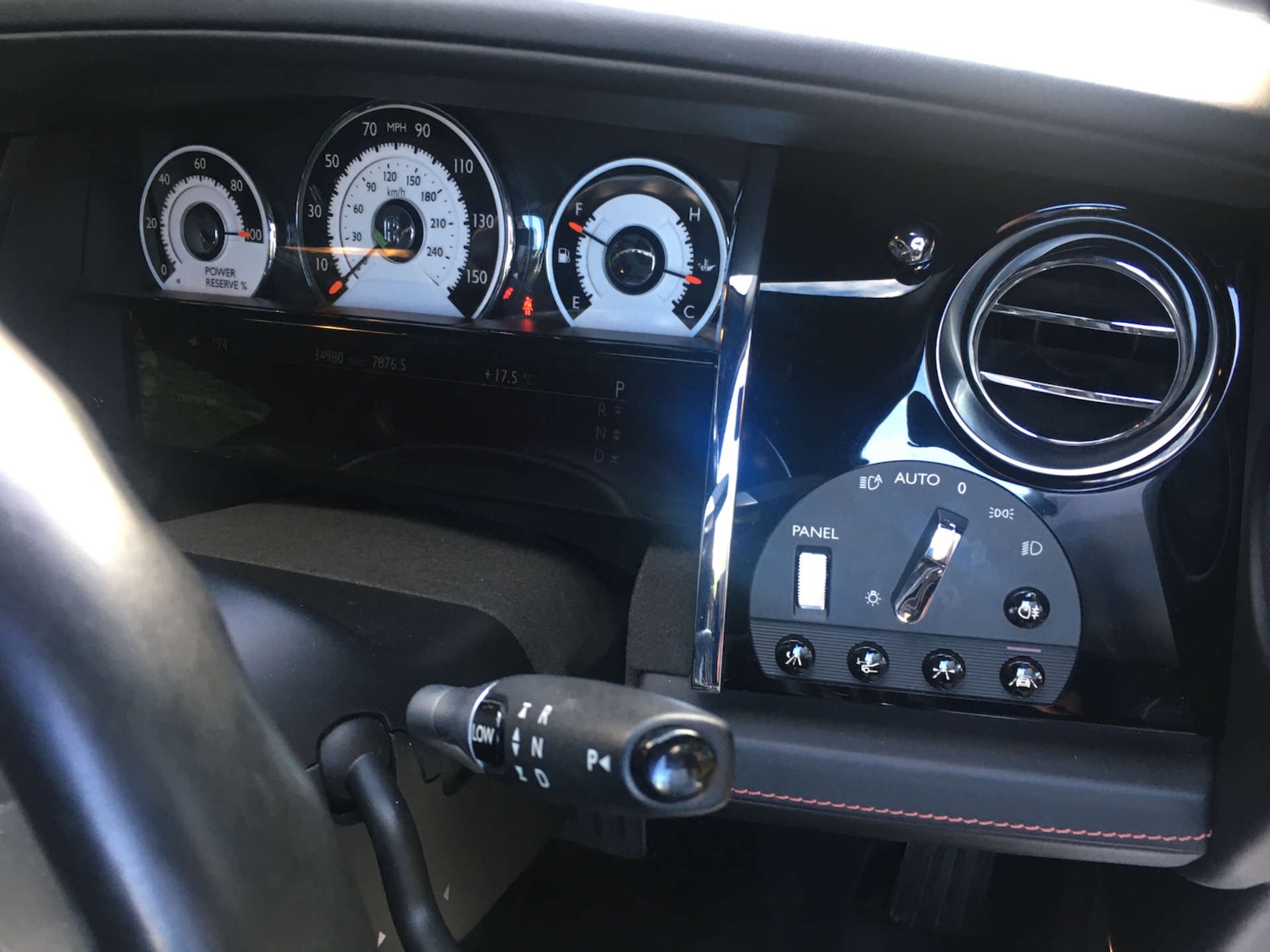 Used Rolls-Royce Wraith 2015 for sale - 76601219: Photo 29