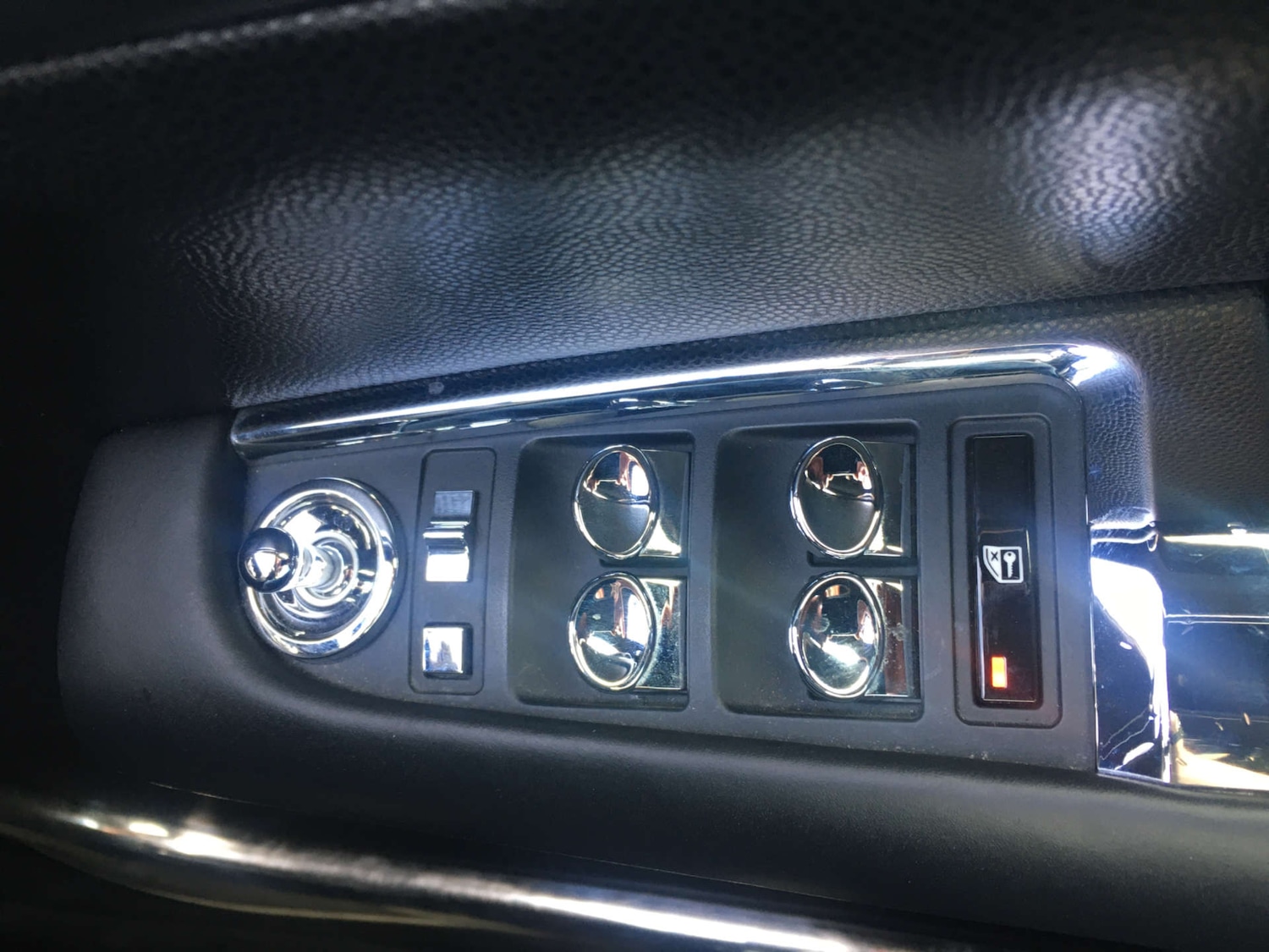 Used Rolls-Royce Wraith 2015 for sale - 76601219: Photo 33