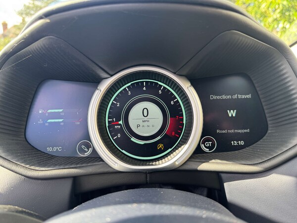 Used Aston Martin DB11 2018 for sale - 76277990: Photo 22