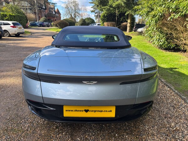 Used Aston Martin DB11 2018 for sale - 76277990: Photo 8