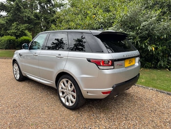 Used Land Rover Range Rover Sport 2016 for sale - 76280350: Photo 3