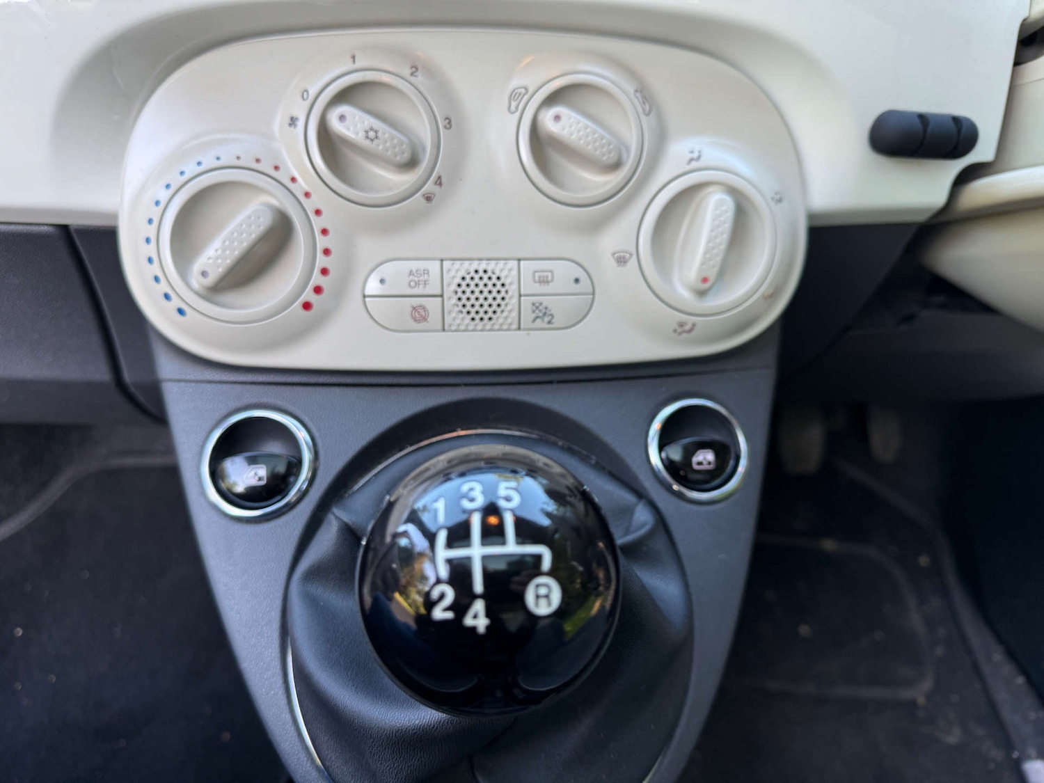 Used Fiat 500 2015 for sale - 75948751: Photo 24