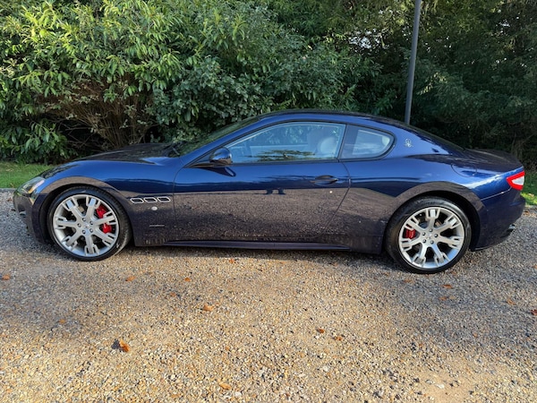 Used Maserati Granturismo 2011 for sale - 76278039: Photo 2
