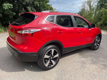 Used Nissan Qashqai 2017 for sale - 75439394: Photo