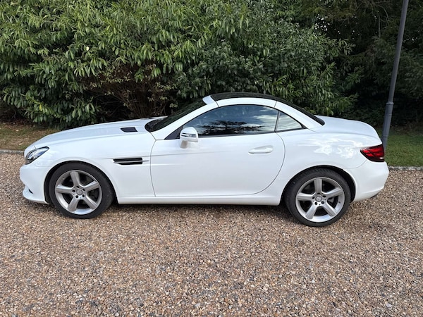 Used Mercedes-Benz SLC 2016 for sale - 75689232: Photo 2