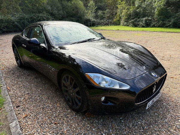 Used Maserati Granturismo 2007 for sale - 76278044: Photo 2