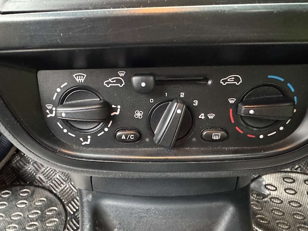 Used Citroen C2 2009 for sale - 73480019: Photo 16