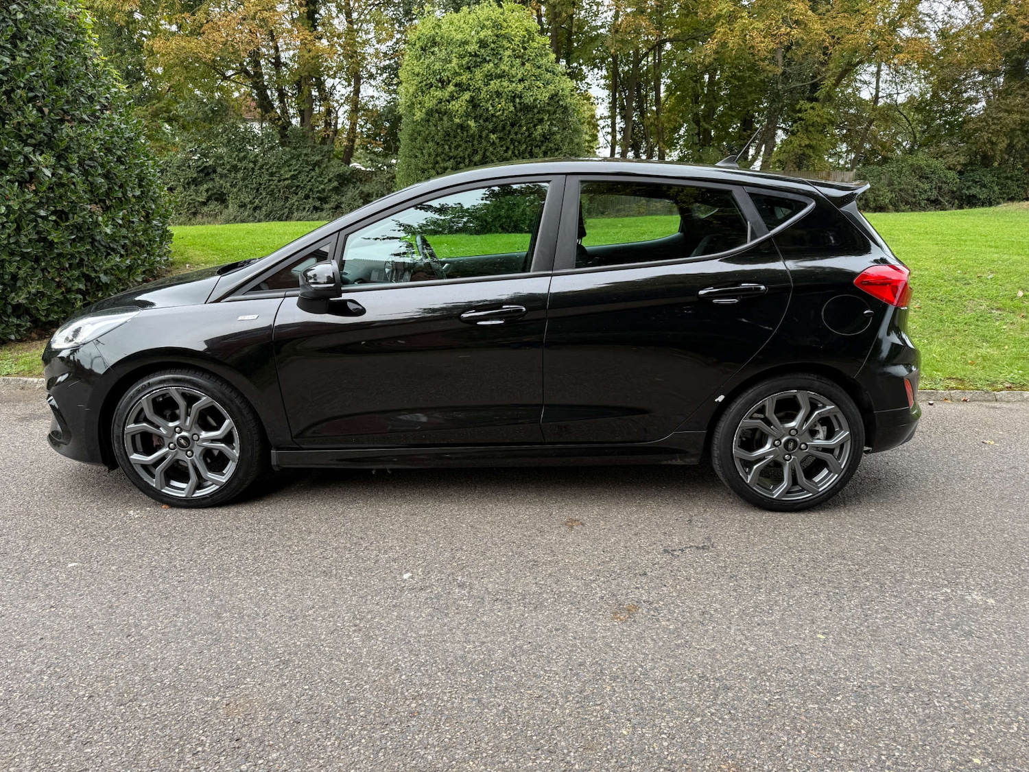 Used Ford Fiesta 2019 for sale - 76278037: Photo 2