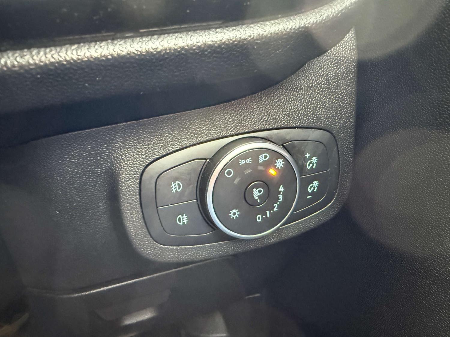 Used Ford Fiesta 2019 for sale - 76278037: Photo 23