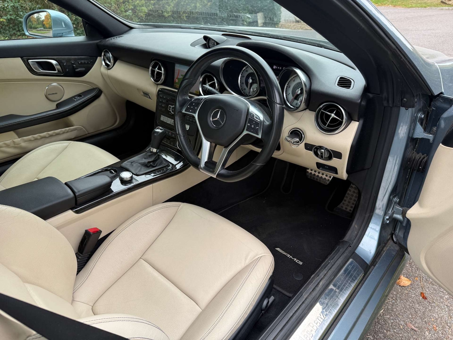 Used Mercedes-Benz SLK 2012 for sale - 76144432: Photo 13