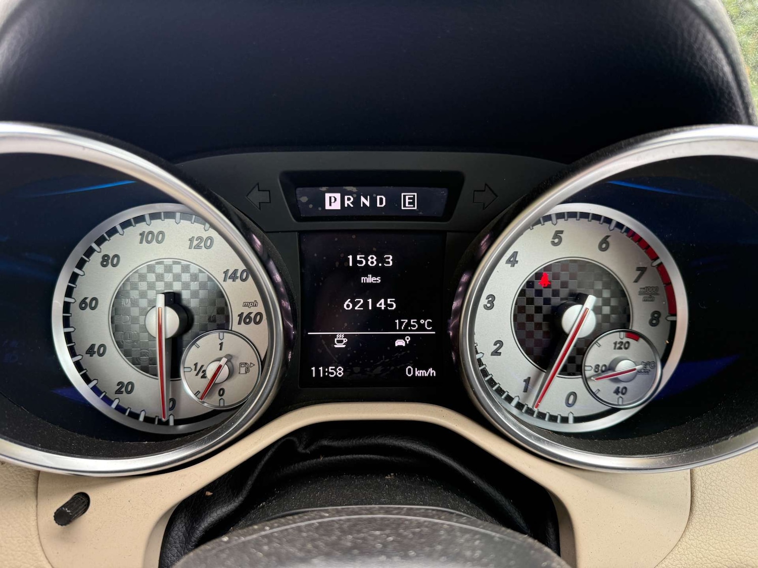 Used Mercedes-Benz SLK 2012 for sale - 76144432: Photo 17