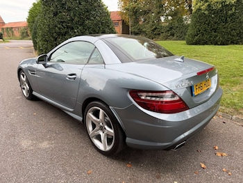 Used Mercedes-Benz SLK 2012 for sale - 76144432: Photo