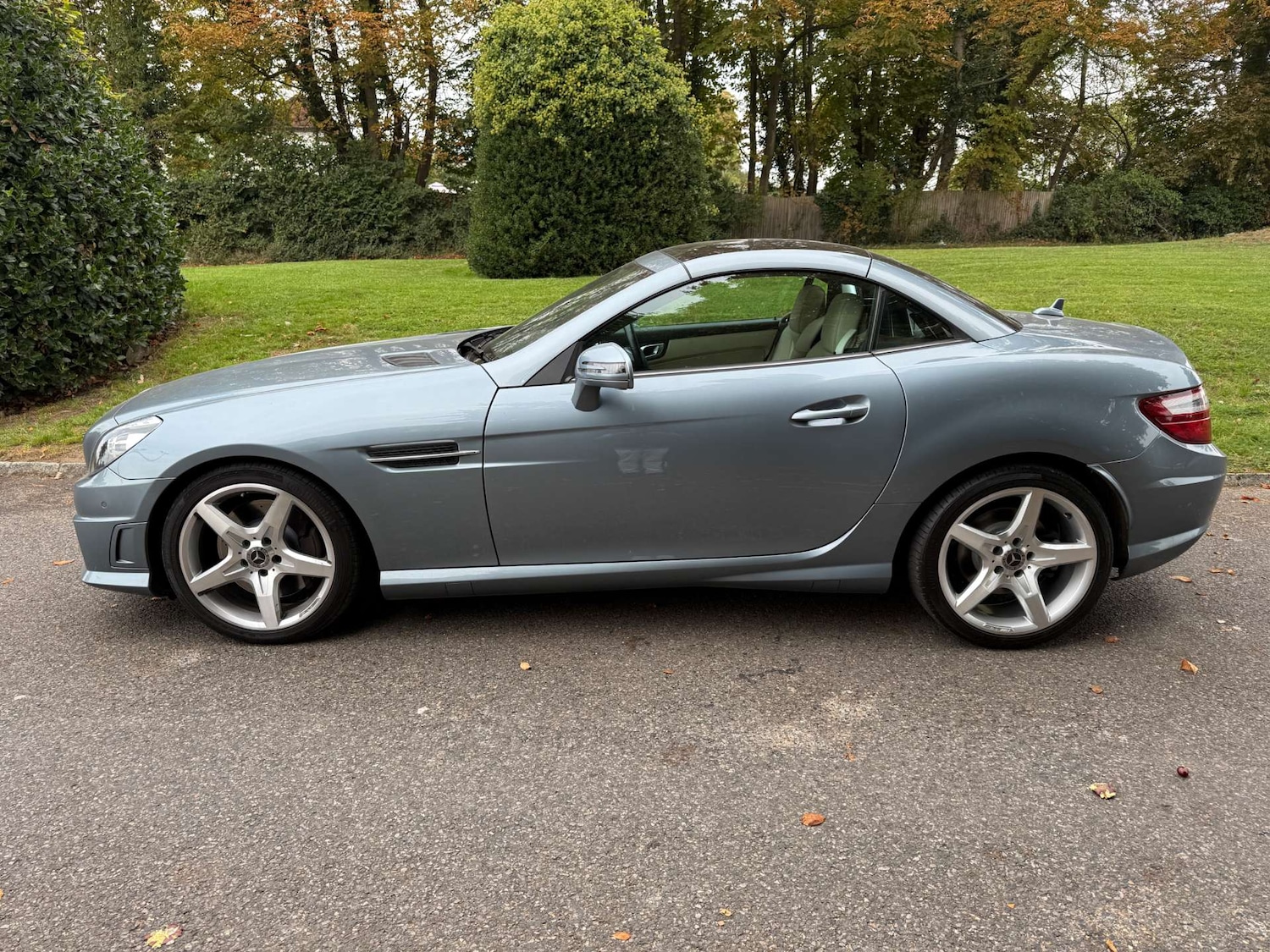 Used Mercedes-Benz SLK 2012 for sale - 76144432: Photo 6