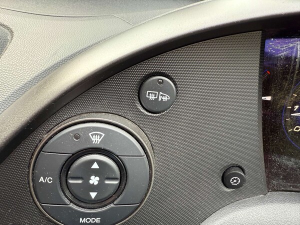 Used Honda Civic 2010 for sale - 76278041: Photo 10