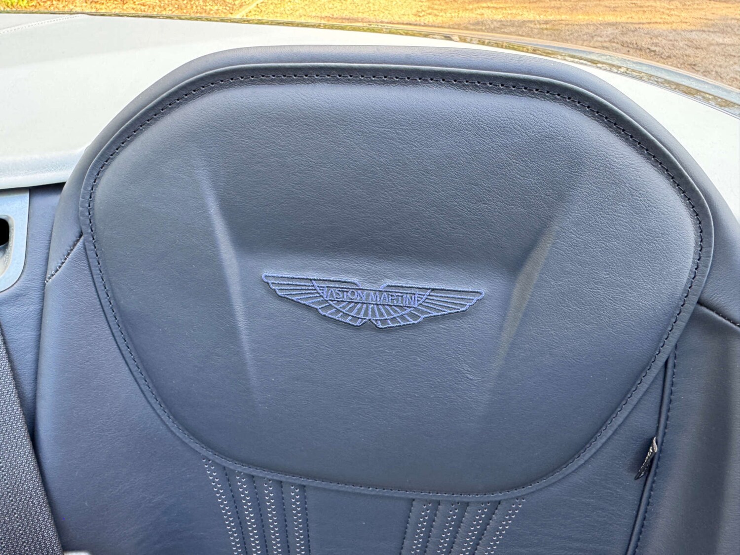 Used Aston Martin DB11 2018 for sale - 76601260: Photo 24