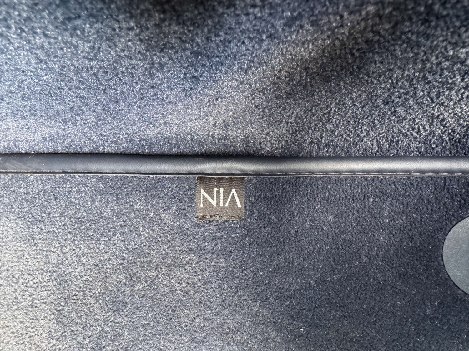 Used Aston Martin DB11 2018 for sale - 76601260: Photo 26