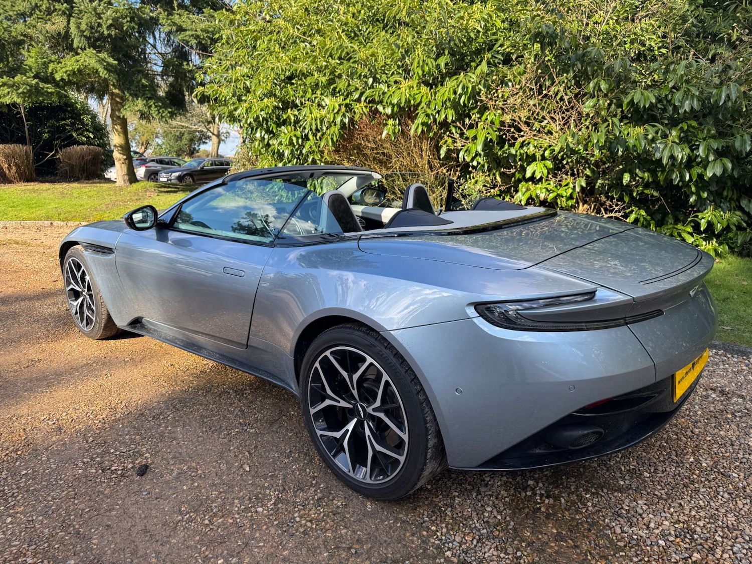 Used Aston Martin DB11 2018 for sale - 76601260: Photo 5