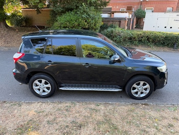 Used Toyota RAV4 2011 for sale - 79628421: Photo