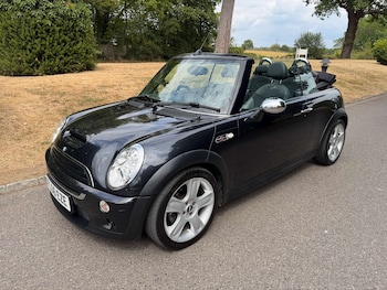 Used MINI Convertible 2006 for sale - 79301557: Photo